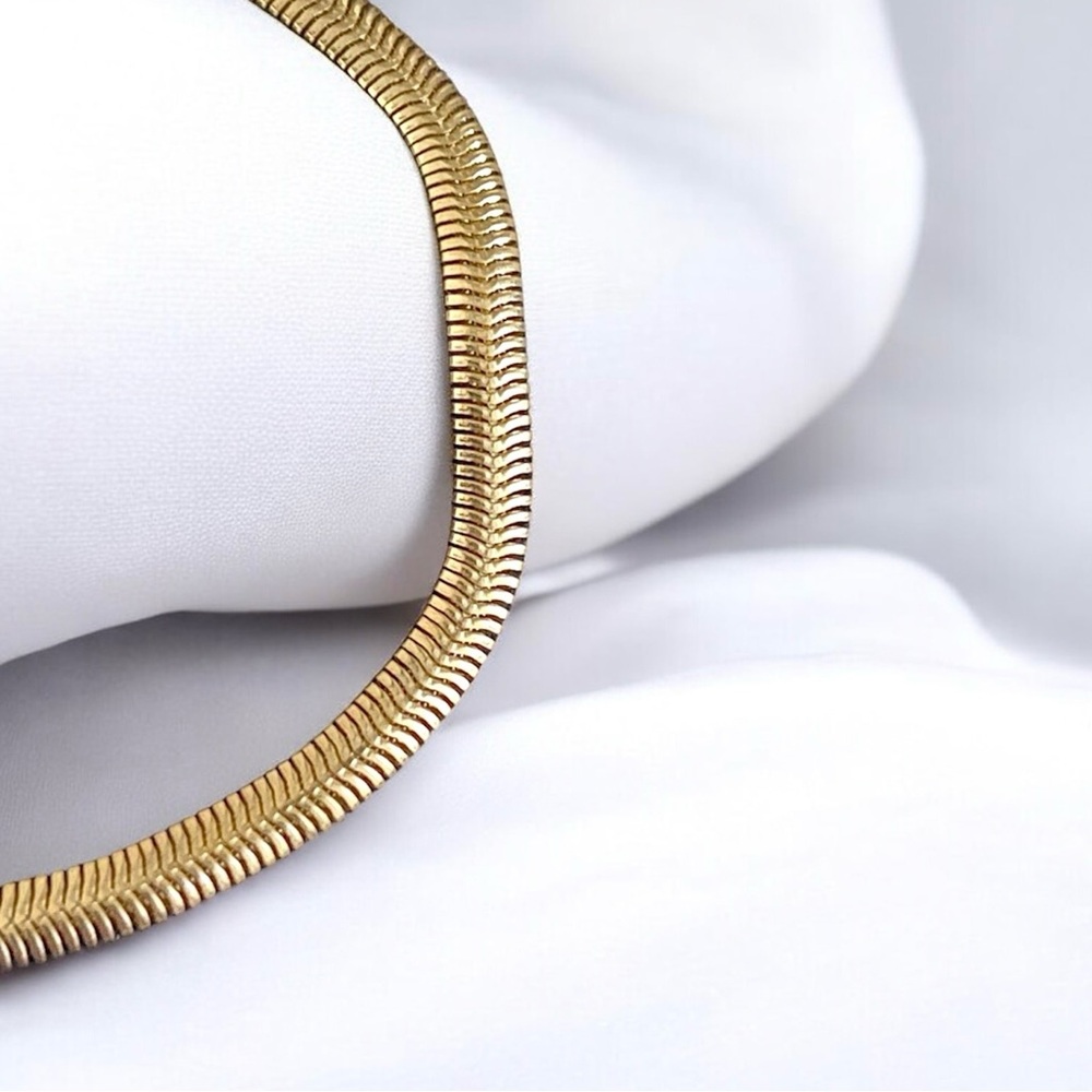 Women’s 14k gold plated 6.5 inch bracelet with 2 inch extender - Picture 3 of 4